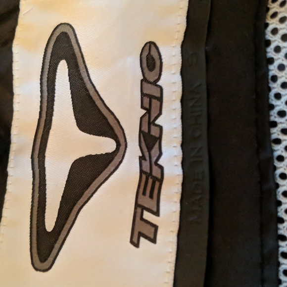 Jacket - Picture 4 of 7